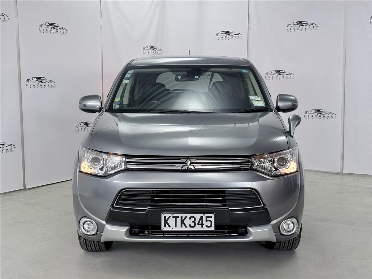second hand 2014 Mitsubishi Outlander G PHEV,HALF LEATHER,RADAR CRUISE for sale NZ Collage 1