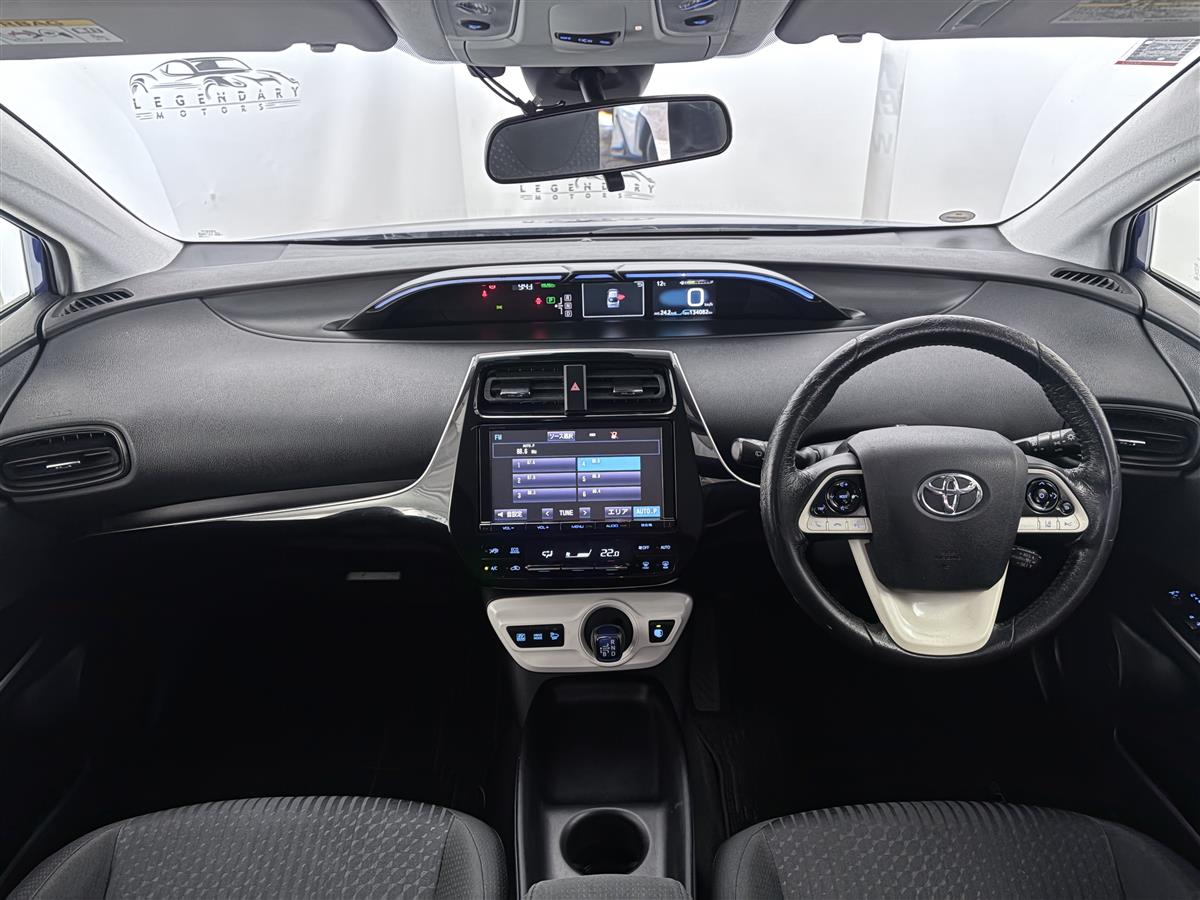 2015 Toyota Prius 1.8S Reverse Camera,Radar cruise Carousel 10