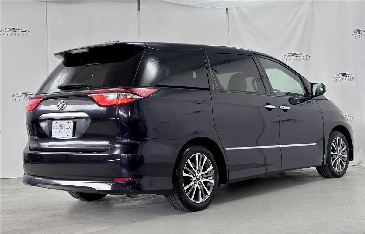 2016 Toyota Estima Aeras Premium,35352KM,Service history Carousel 5