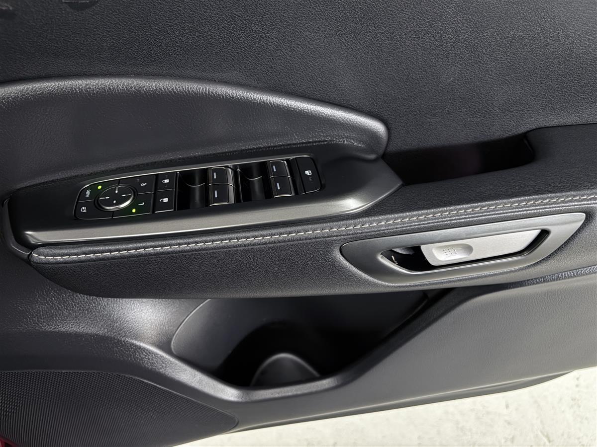 2025 Lexus LBX RELAX AWD HYBRID,Eletric boot Carousel 12