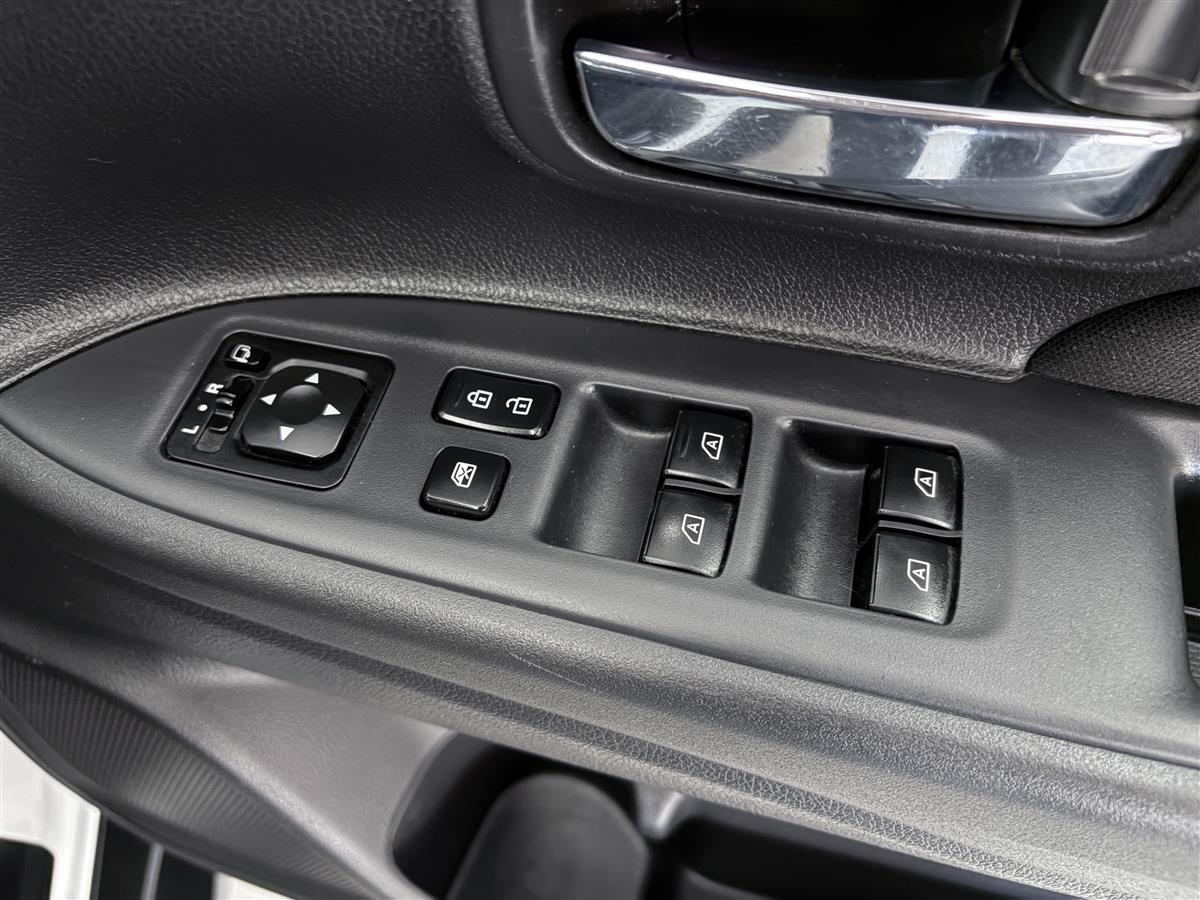 2020 Mitsubishi Outlander XLS,4WD,7 seaters,Carplay,BSM Carousel 14