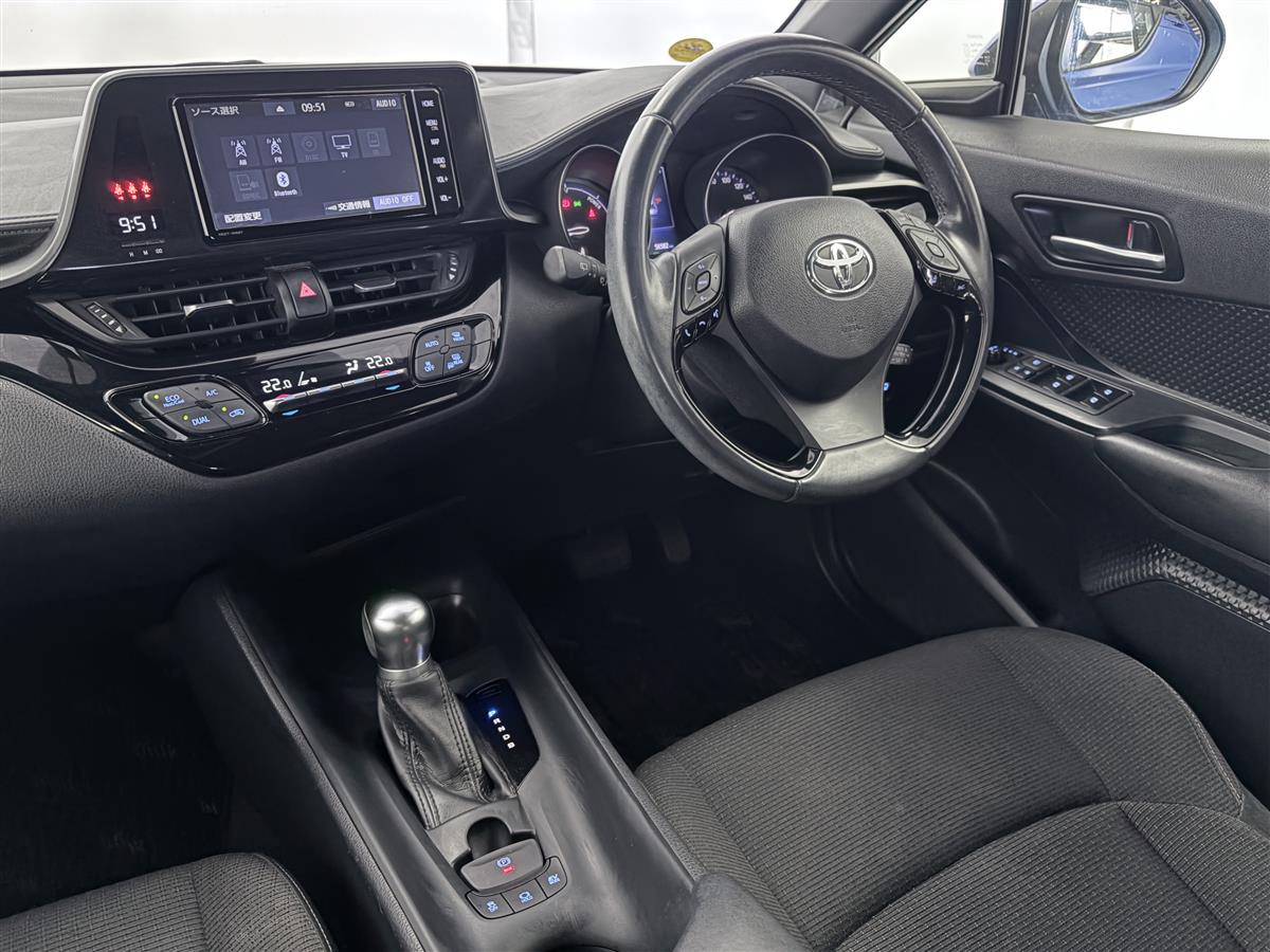 2019 Toyota C-HR 1.8 HYBRID ,56582 km, Push Start Carousel 14