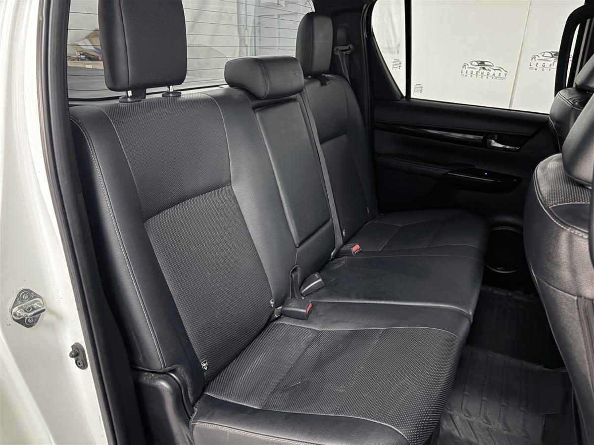 2019 Toyota Hilux SR5 Cruiser,2WD,NZ NEW,tow bar Carousel 9