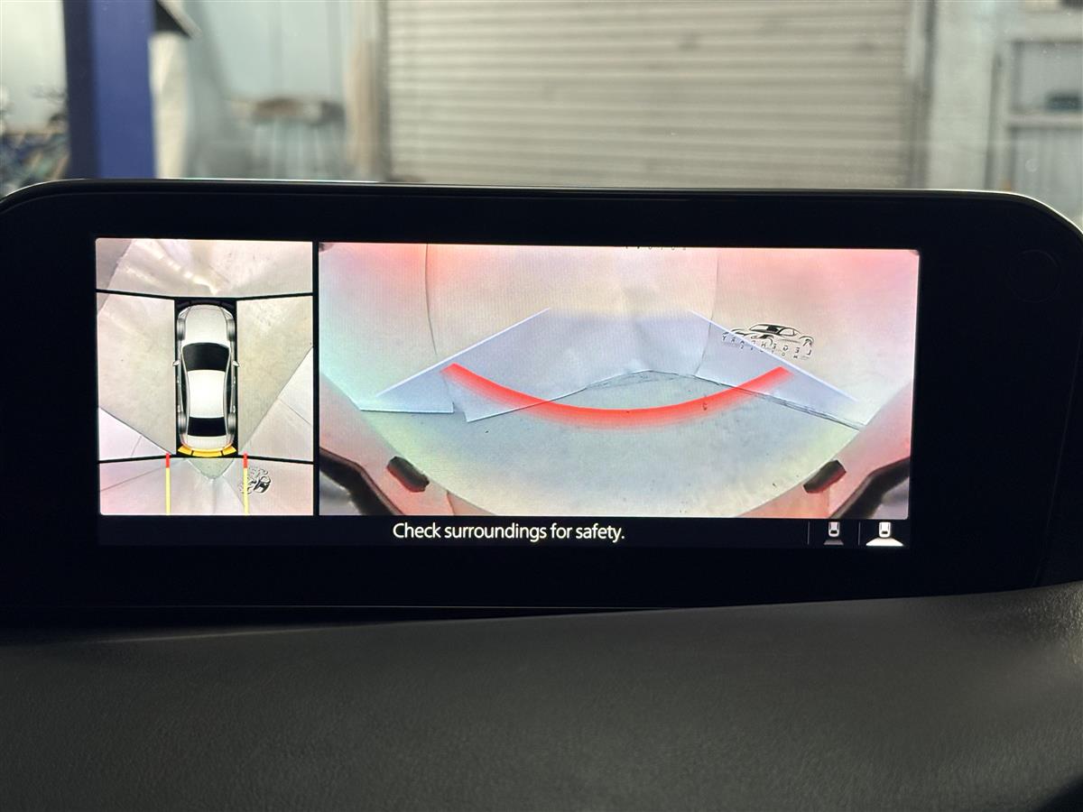 2020 Mazda 3 2.0,Leather,60 camera,BSM ,HUD Carousel 16