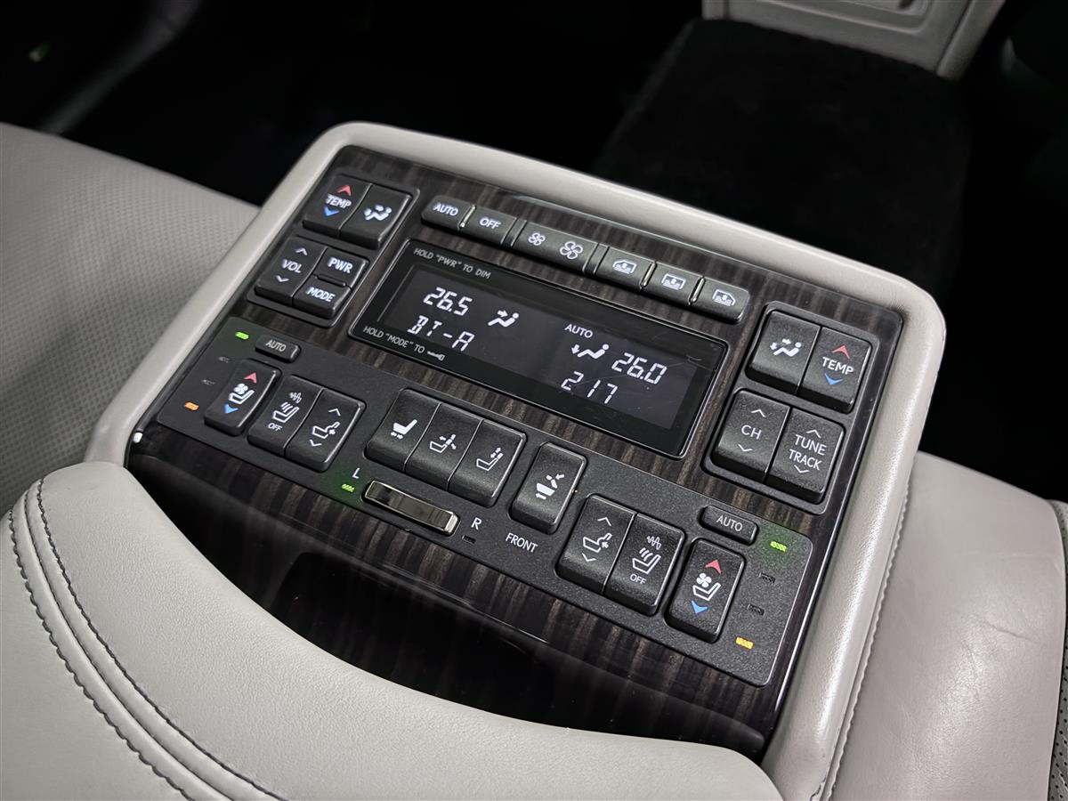 2014 Lexus LS 600 HL 4WD Hybrid v8,soft closing doors Carousel 18