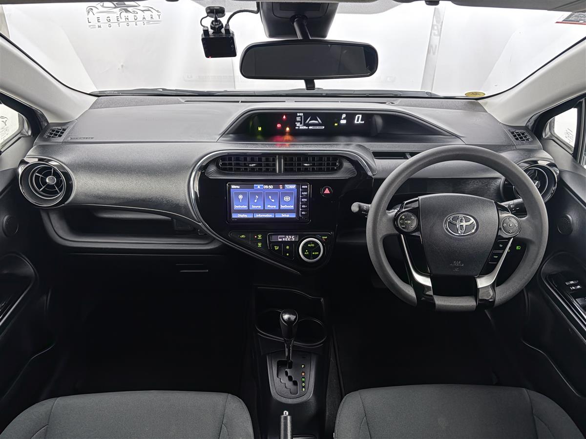 2019 Toyota Aqua 1.5 S style HYBRID low k,Push start Carousel 10