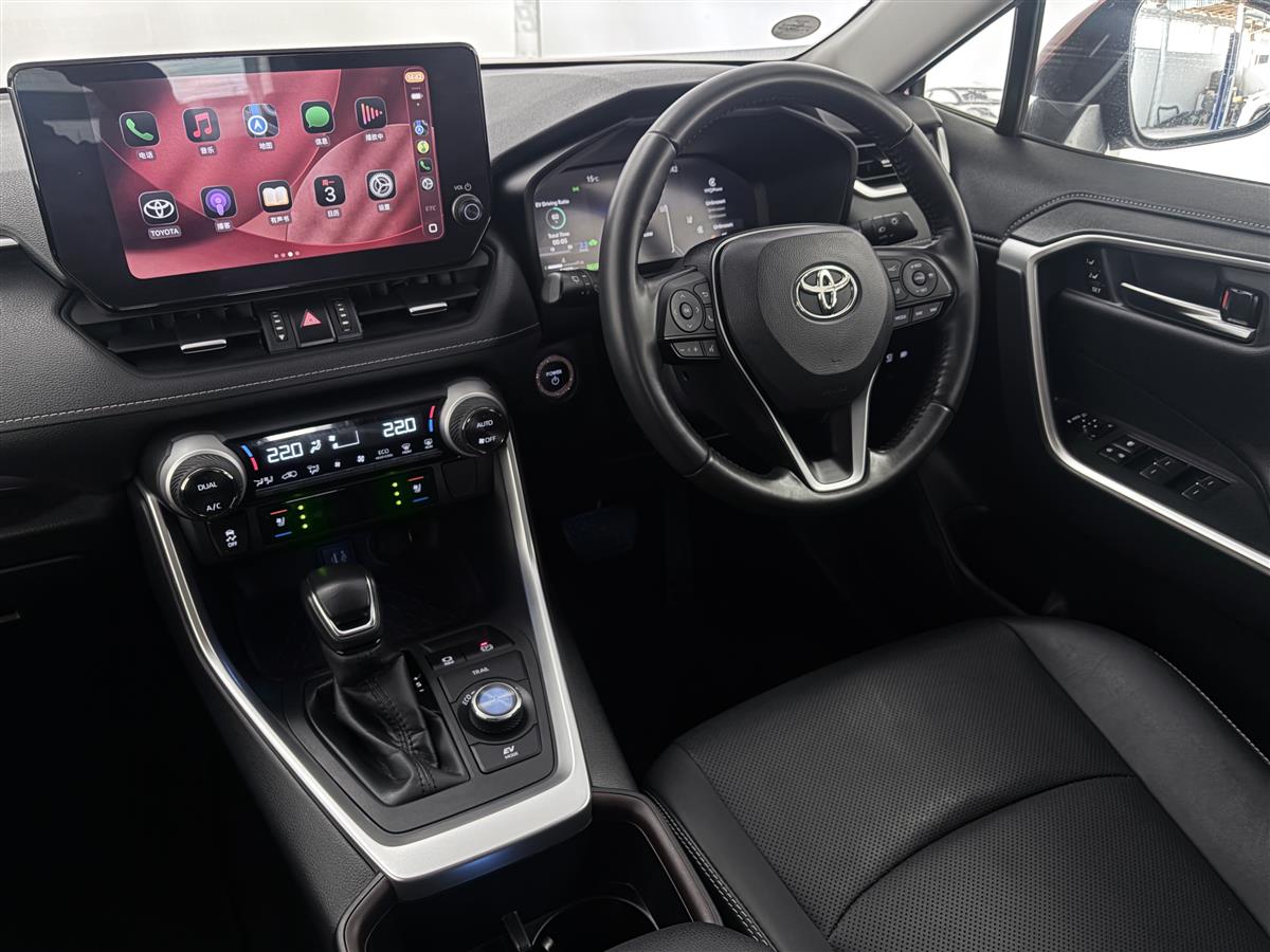 2023 Toyota RAV4 HYBRID 4WD,Vented/heated Leather Carousel 16
