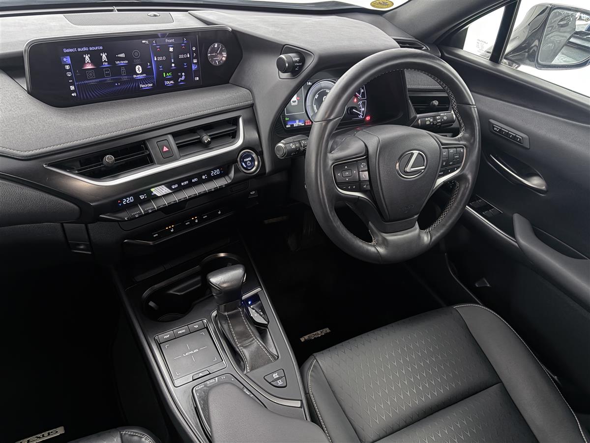 2019 Lexus UX 250h Radar cruise,Eletric Boot,Reverse Camera Carousel 15