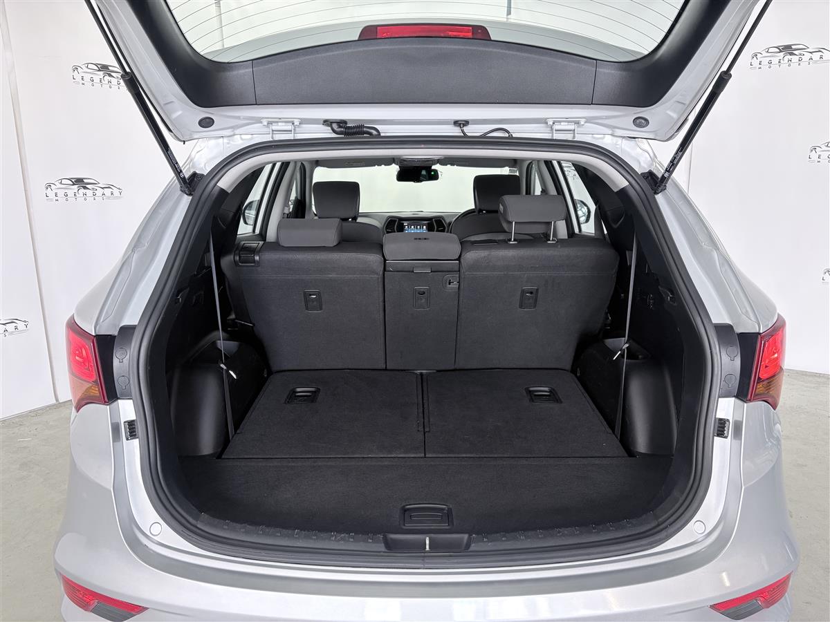 2018 Hyundai Santa Fe DM 2.2D 7seaters,Carplay,4WD Carousel 7