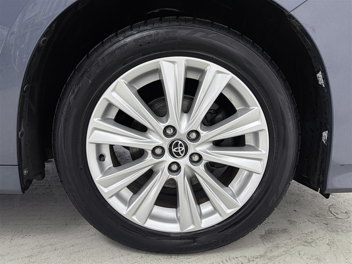 2015 Toyota Alphard 2.5S,8 Seaters,20311KM Verified Carousel 6