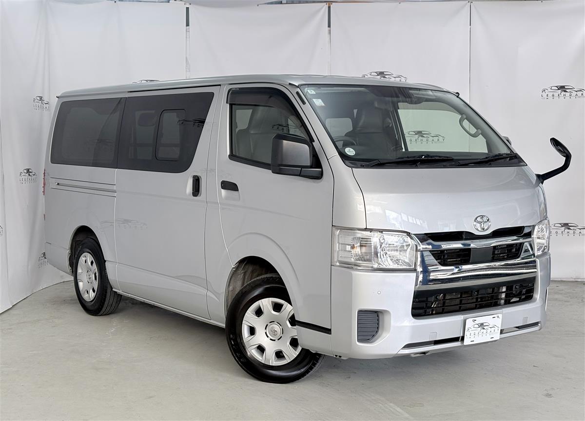 2022 Toyota Hiace 6 SEATERS,GL PACKAGE,Service history