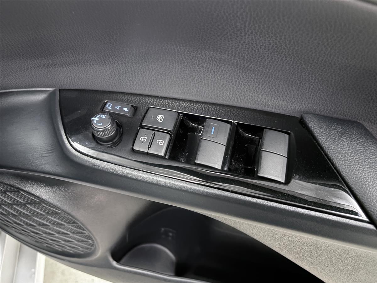 2021 Toyota Prius 1.8 S,Radar Cruise,Reverse Camera Carousel 13