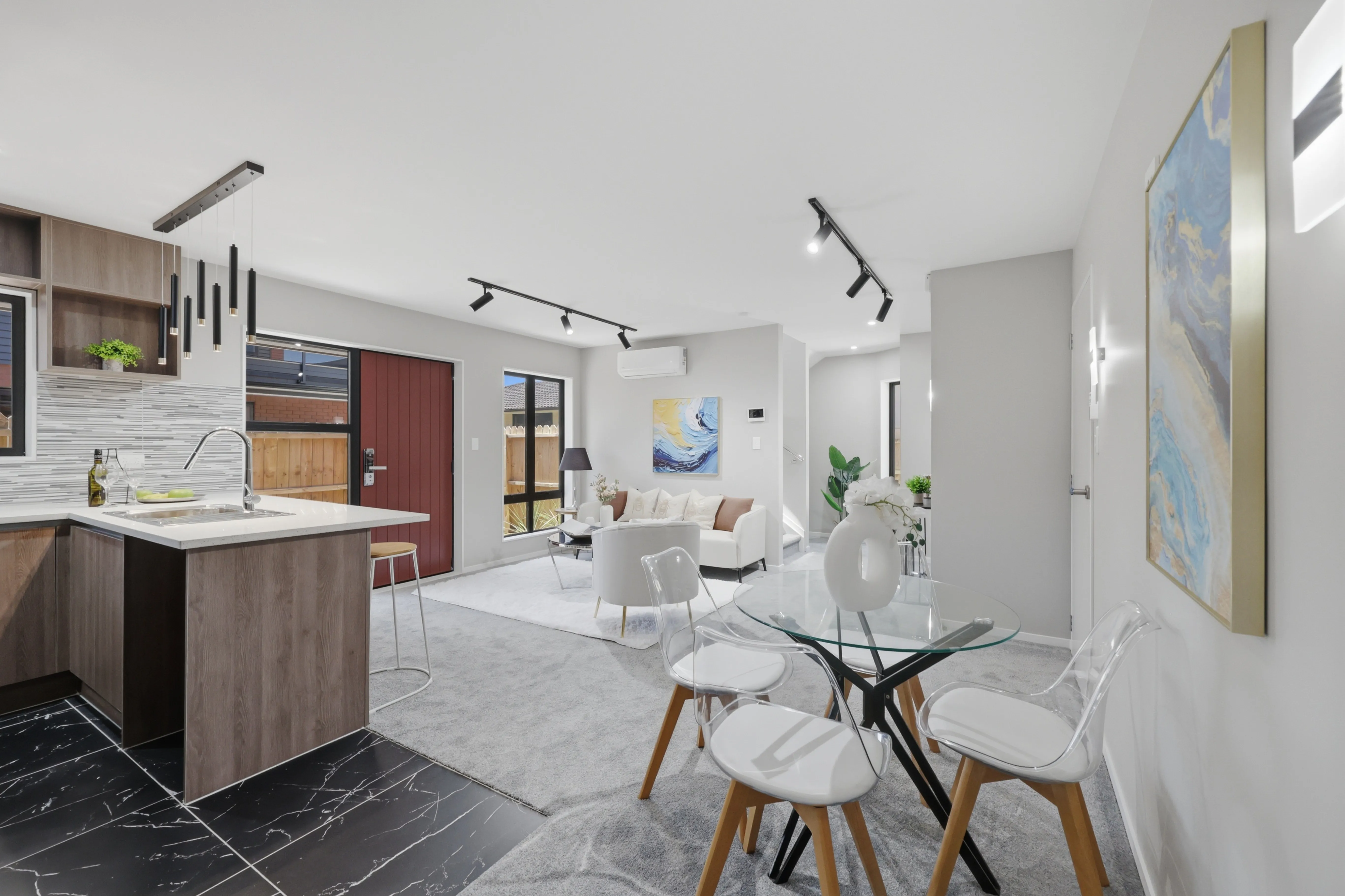 1/716 Massey Road Mangere, Manukau Carousel 1