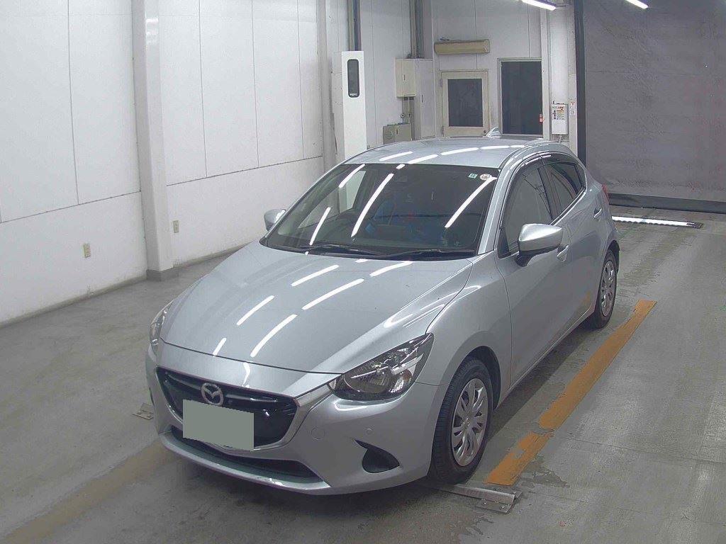 2018 Mazda Demio **1.5LTR VERSION- 360 CAMERAS- LOW KMS ** Carousel 7