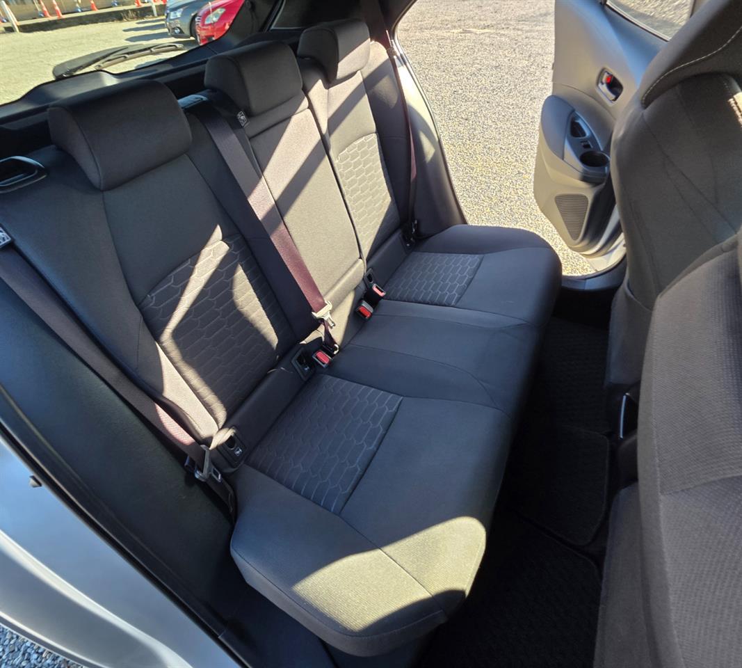 2018 Toyota Corolla 1.8ltr Hybrid Hatch**NEW MODEL- RADAR CRUISE** Carousel 15