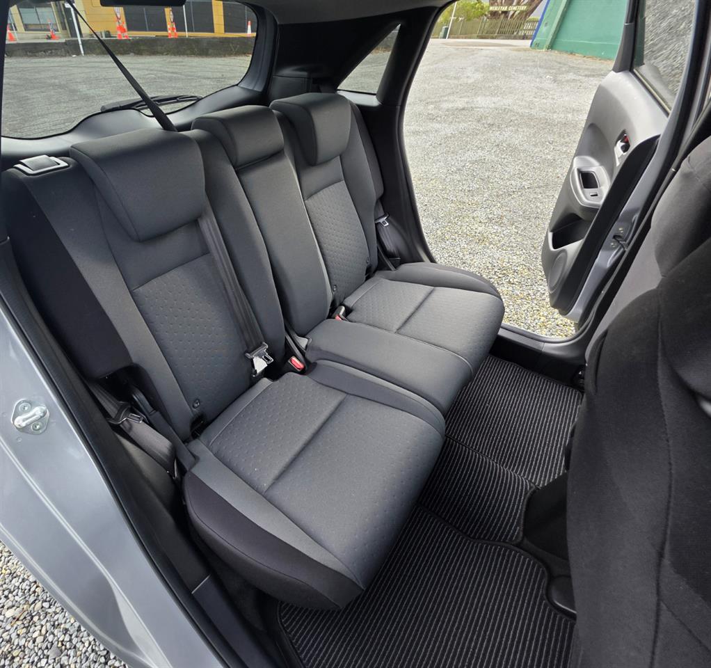 2021 Honda Fit 1.5ltr Hybrid **LATEST MODEL - SUPERB VALUE ** Carousel 15