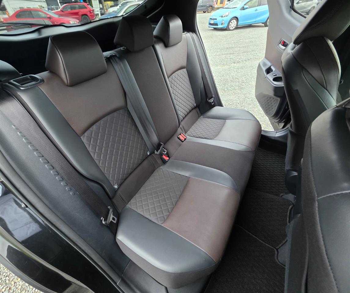 2017 Toyota C-HR 1.8ltr Hybrid**WGTN's BEST VALUE C-HR 'G' !! ** Carousel 17
