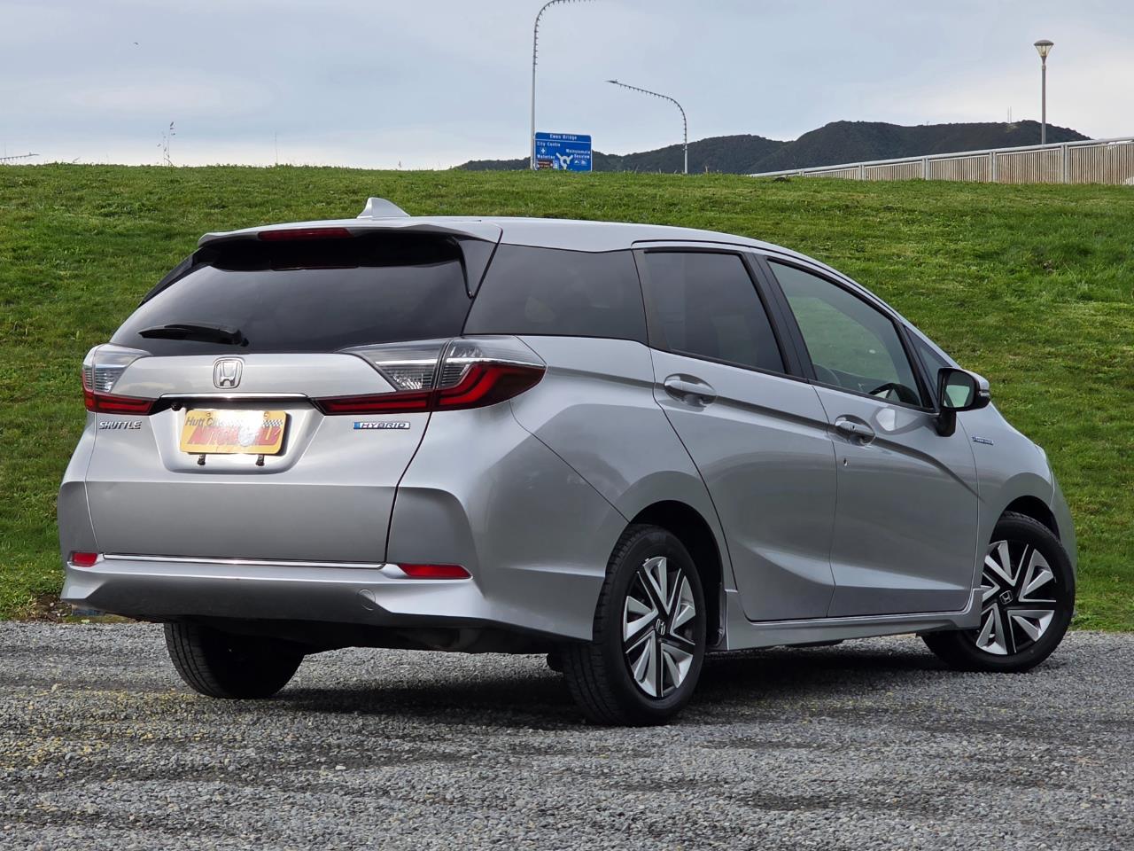 2021 Honda Shuttle Fit Hybrid ** 2021 MODEL !!- RADAR CRUISE ** Carousel 4