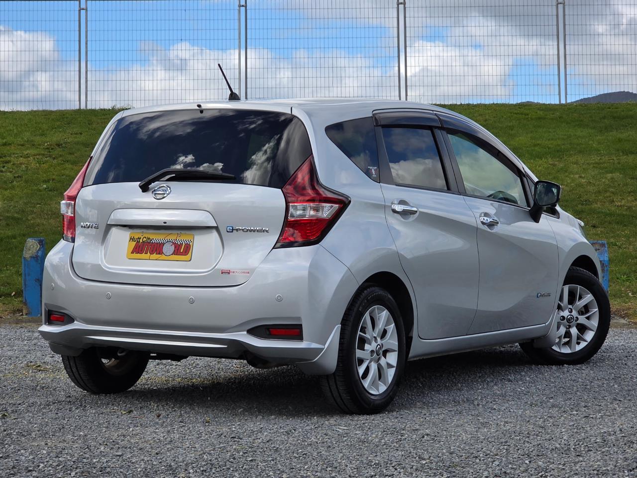 2018 Nissan Note Hybrid E-Power **CRUISE CONTROL** Carousel 9