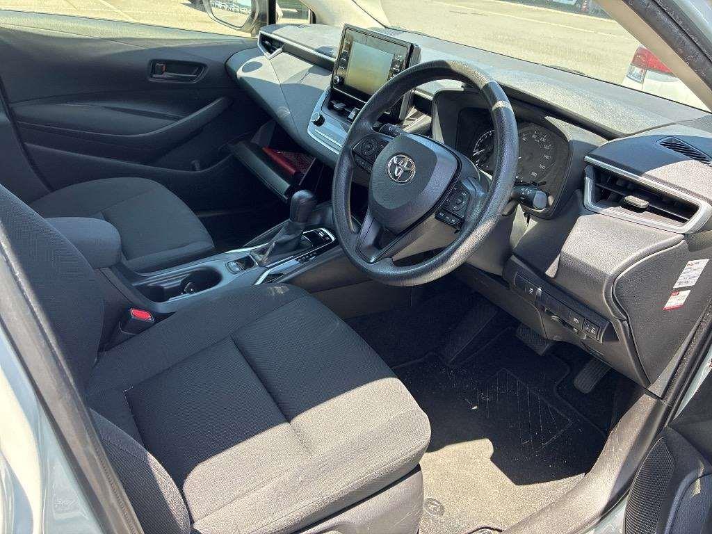 2021 Toyota Corolla 1.8ltr Hybrid Touring** INCREDIBLE VALUE!! ** Carousel 17