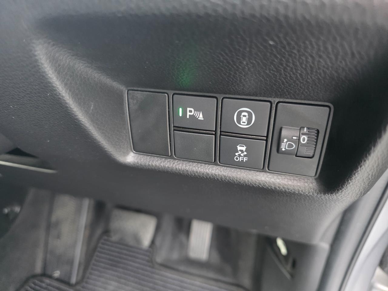 2021 Honda Fit 1.5ltr Hybrid **LATEST MODEL - SUPERB VALUE ** Carousel 2