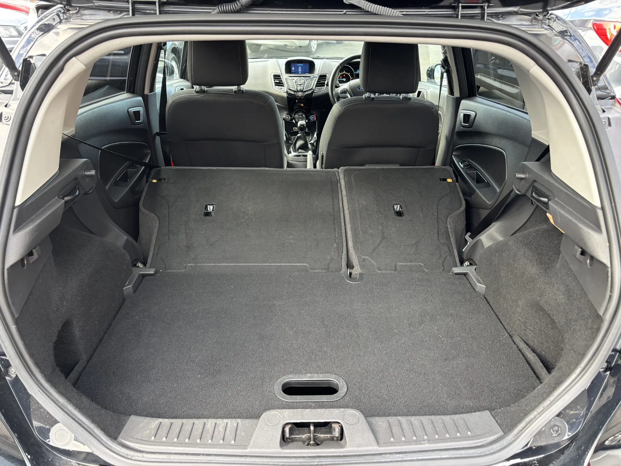 2015 Ford Fiesta 1.5 Tdci Carousel 2