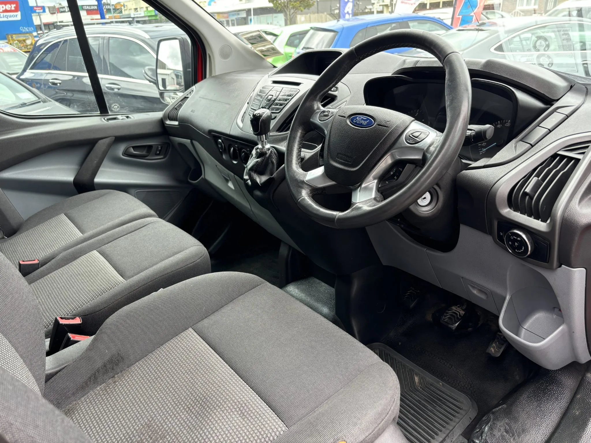 2015 Ford Transit Swb Low Roof Carousel 8