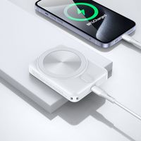 Trusmi PD20W MAGNETIC WIRELESS(15W ) POWER BANK 5000mAh White PB08-012 Carousel 4