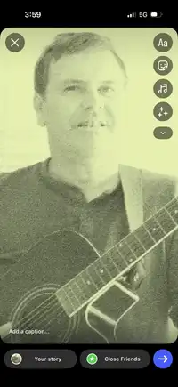 Music Video nobody has money Carousel 1