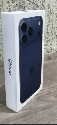 I17 promax color is black still in box Carousel 1