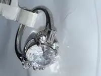 Ladies delicate design ring size 5 Carousel 1