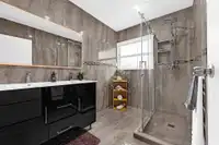 Listing Thumbnail
