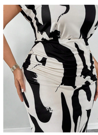 Plus Size Women High Collar Tight Stretch Black & White Floral Print Waist Ruched Bodycon Mini Dress