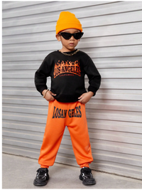 Young Boy Letter Graphic Pullover & Sweatpants