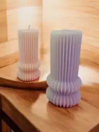 Ribbed Elegance Candle Carousel 1